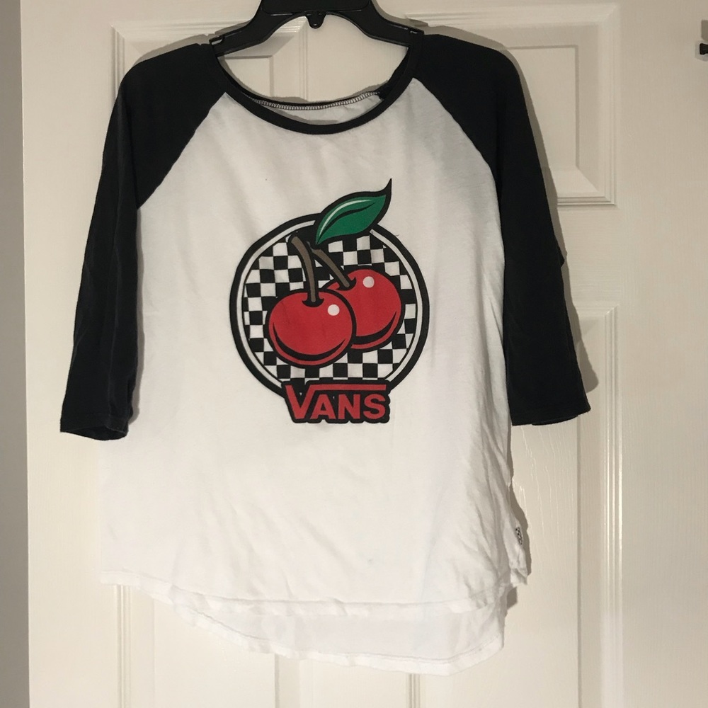 Quarter sleeve Vans t shirt